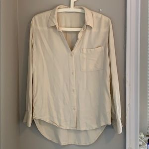 Aritzia Talula button up blouse